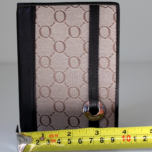 Oroton passport holder Brown Logo Purse - Picture 2 of 5